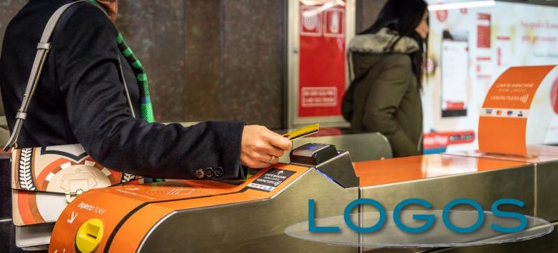 Milano - ATM: pagamenti contactless 