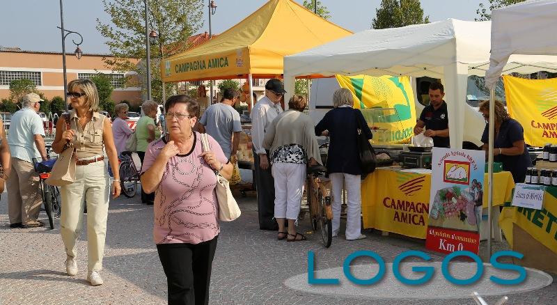 Turbigo - Mercato Contadino (Foto d'archivio)