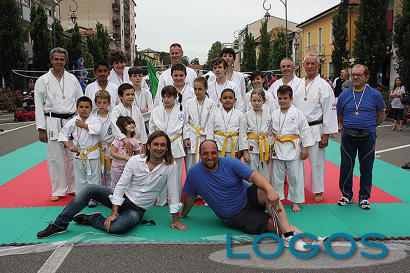 Turbigo - Karate Team Turbigo (Foto d'archivio) Turbigo - Karate Team Turbigo (Foto d'archivio)