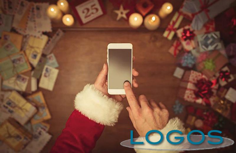 Attualità - App per Natale (Foto internet) Attualità - App per Natale (Foto internet)