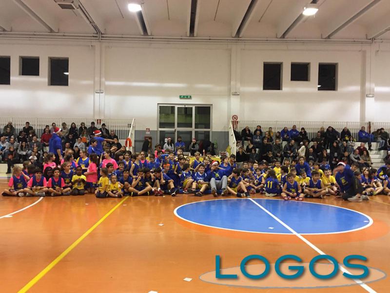 Sport - Basket Mastini in festa per Natale 