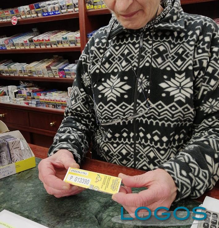 Cuggiono - La serie vicente di uno dei biglietti da 20 mila euro Cuggiono - La serie vicente di uno dei biglietti da 20 mila euro