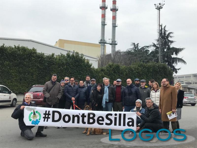 Busto Arsizio - Il 'flash smog' davanti ad Accam 