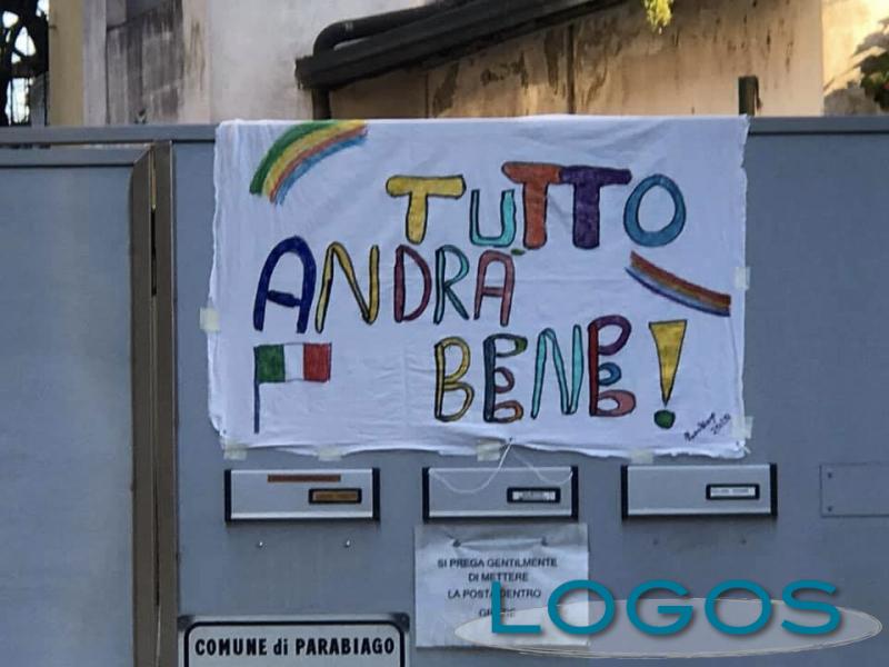 Parabiago - "Tutto andrà bene" sul Municipio