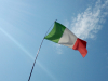 Attualità - Bandiera italiana al vento 
