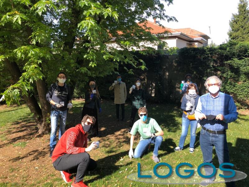 Vanzaghello - Mascherine per i bimbi del paese 