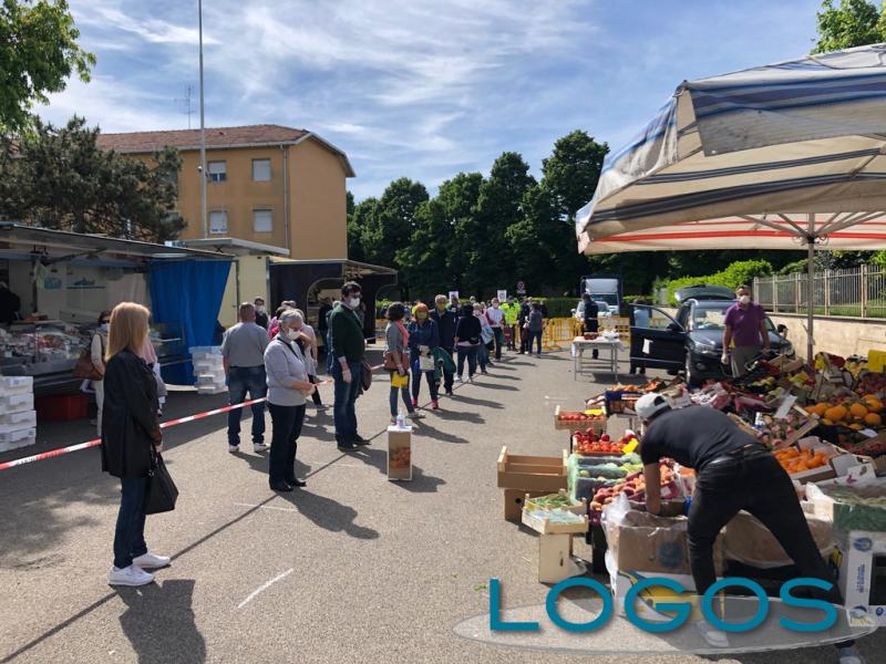 Cuggiono - Mercato in paese ai tempi del Covid-19