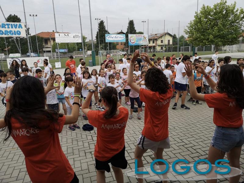 Cuggiono - Un momento di animazione dei ragazzi dell'Oratorio Cuggiono - Un momento di animazione dei ragazzi dell'Oratorio