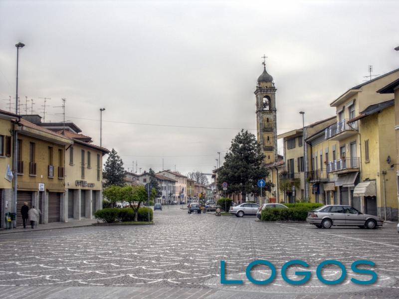 Castano Primo - Piazza Mazzini Castano Primo - Piazza Mazzini