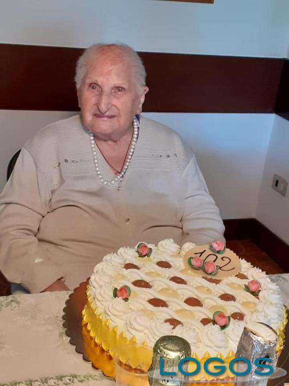 Inveruno - 102 anni per Angela 