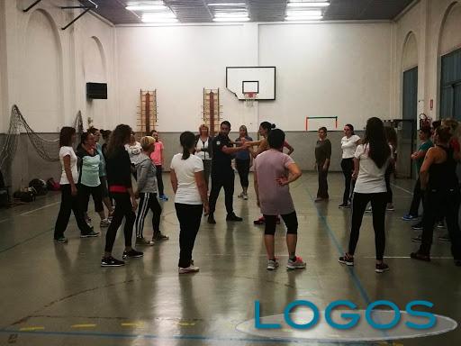 Castano - Corso difesa femminile (Foto d'archivio) Castano - Corso difesa femminile (Foto d'archivio)