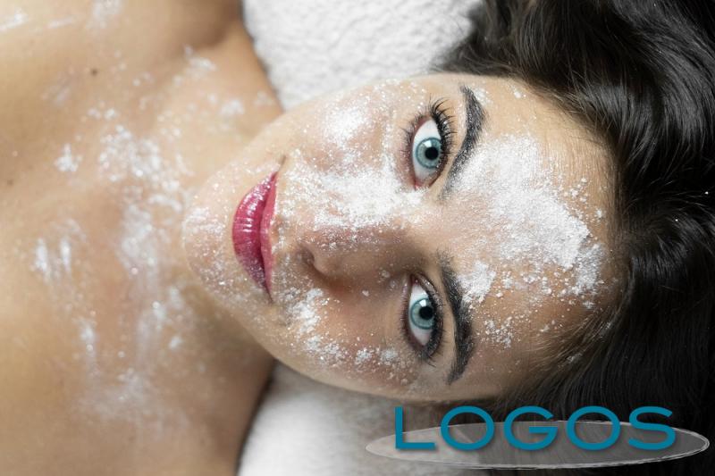 Salute - Cura del viso con polvere di diamanti Salute - Cura del viso con polvere di diamanti