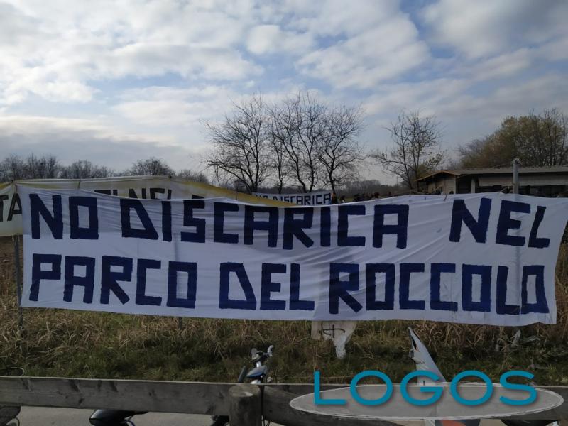 Territorio - No discarica nel Parco del Roccolo (Foto internet)