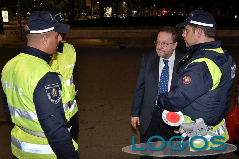 Milano - Sniffer palmari per la droga (Foto internet)