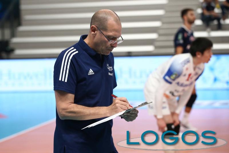 Sport - Powervolley: coach Piazza Sport - Powervolley: coach Piazza