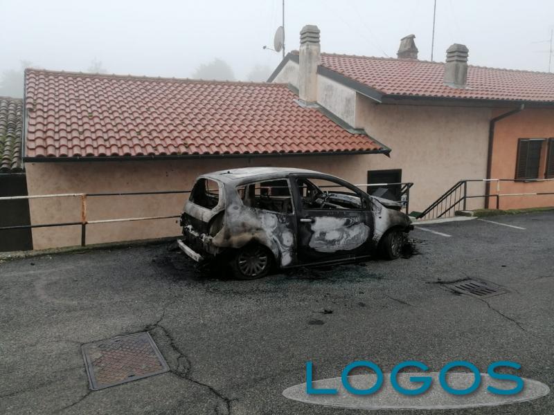 Bernate Ticino - Auto bruciata