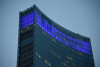Milano - Palazzo Lombardia illuminato di blu (Foto internet)