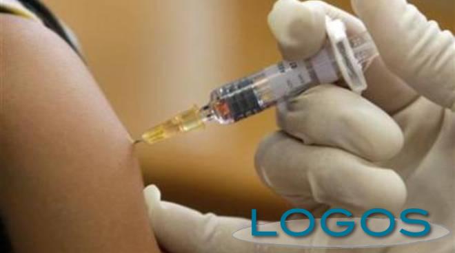 Salute - Vaccino antinfluenzale (foto internet)