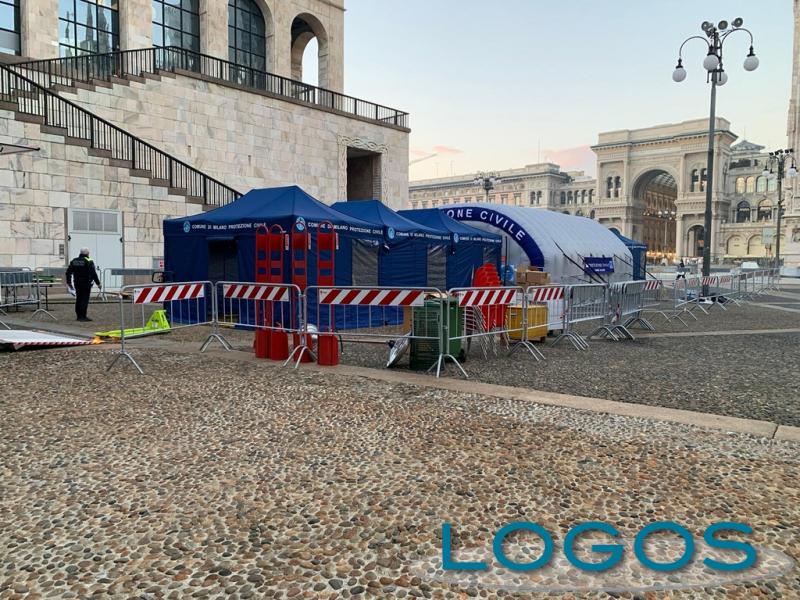 Milano - Vaccinazioni antinfluenzali in Duomo (Foto Franco Gualdoni) Milano - Vaccinazioni antinfluenzali in Duomo (Foto Franco Gualdoni)