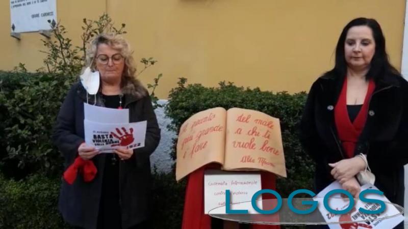 Magenta - Il sindaco Chiara Calati e le poesie di Alda Merini.