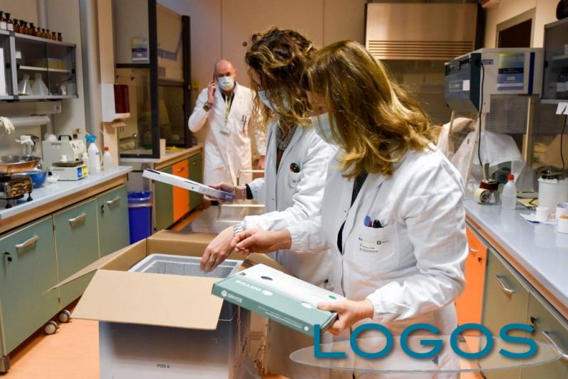 Salute - Vaccini Covid all'ospedale Niguarda di Milano 