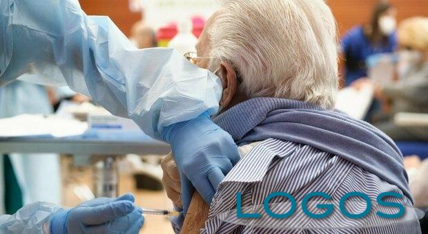 Salute - Vaccinazioni Covid 'over 80' (Foto internet) Salute - Vaccinazioni Covid 'over 80' (Foto internet)