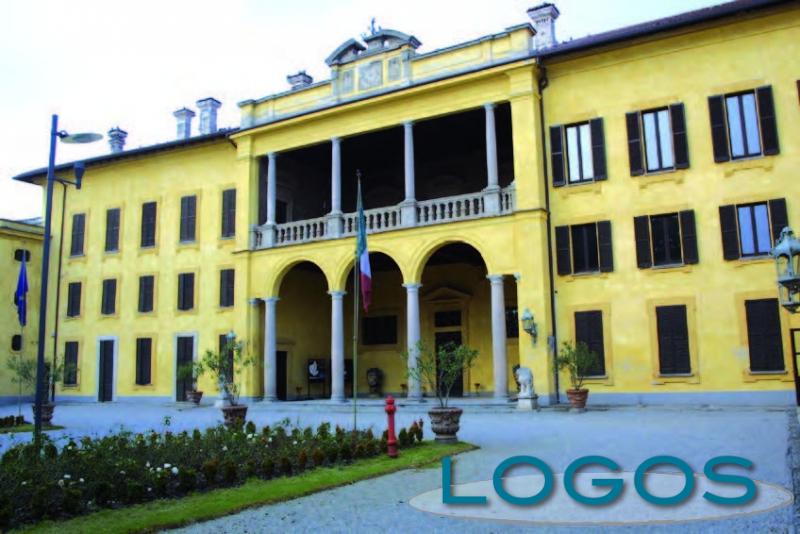 Castano - Il Municipio Castano - Il Municipio