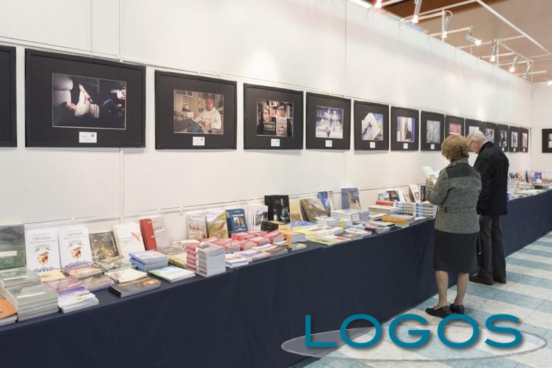 Libri - La Fabbrica di Carta Libri - La Fabbrica di Carta