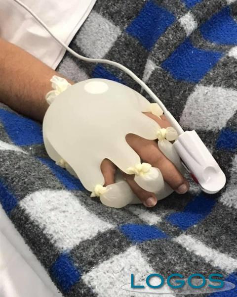 Storie / Salute - La mano di Dio... 