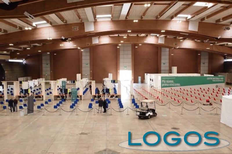 Salute - Hub vaccinale in Fiera a Brescia (Foto internet) Salute - Hub vaccinale in Fiera a Brescia (Foto internet)