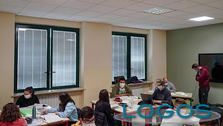 Scuole - Studenti (Foto internet) Scuole - Studenti (Foto internet)