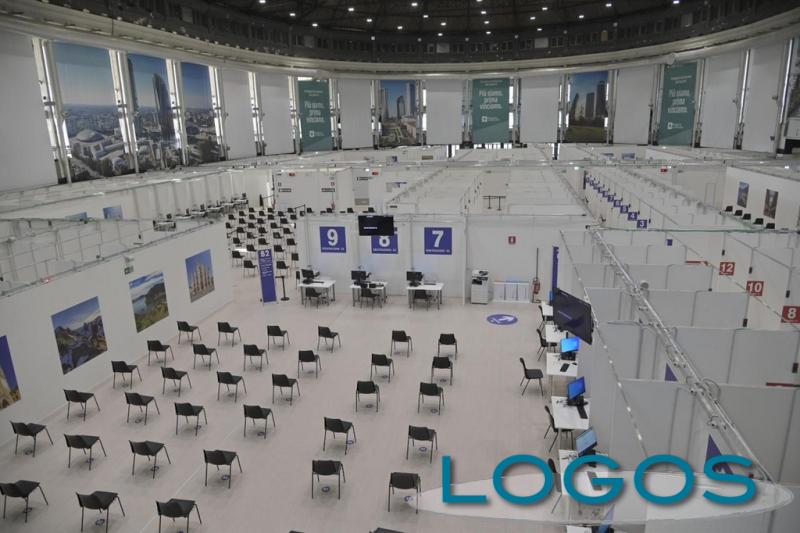 Milano - Hub vaccinale Palazzo delle Scintille Milano - Hub vaccinale Palazzo delle Scintille