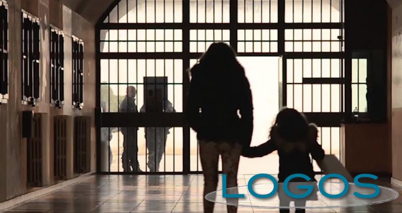 Attualità - Bimbi detenuti nelle carceri con le loro mamme (Foto internet) Attualità - Bimbi detenuti nelle carceri con le loro mamme (Foto internet)
