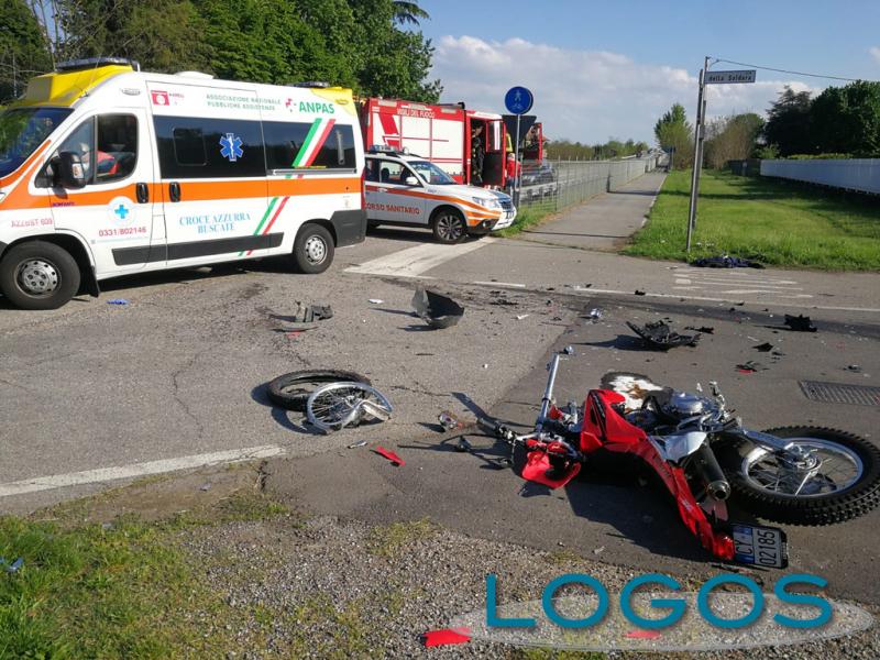 Vanzaghello - Incidente auto-moto, 5 maggio 2021