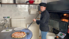 Malvaglio - Danny durante la preparazione di una pizza 