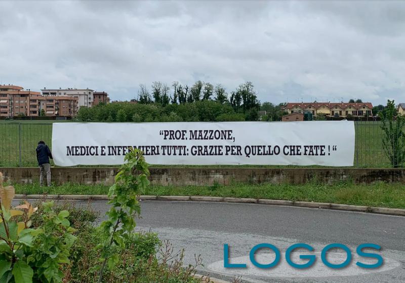 Legnano - Striscione per medici e infermieri