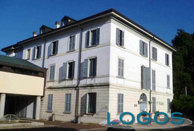 Inveruno - Il palazzo Municipale 