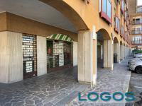 Vanzaghello - Un supermercato CRAI in piazza 