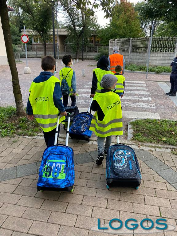 Buscate, Scuola