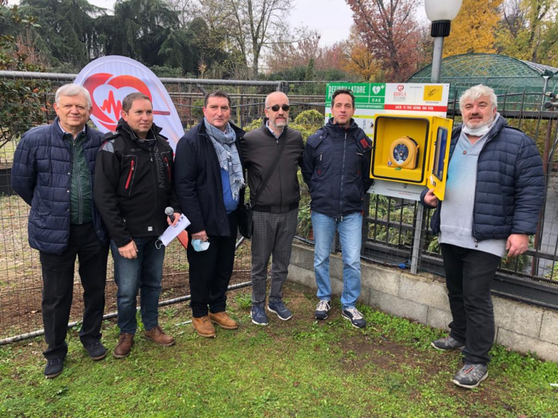 Territorio - Defibrillatore sulla ciclabile 