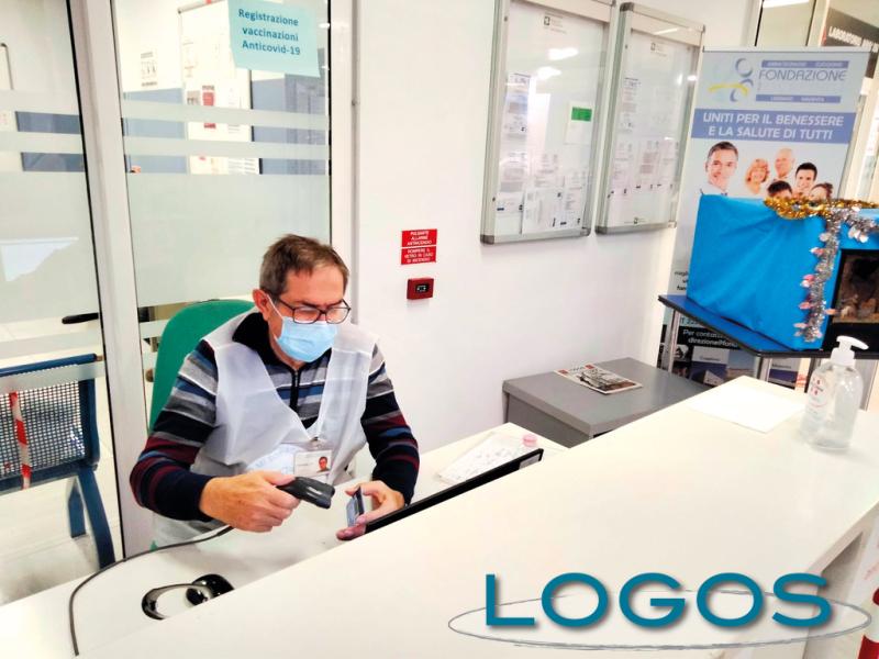 Salute - Volontari e personale in ospedale Salute - Volontari e personale in ospedale