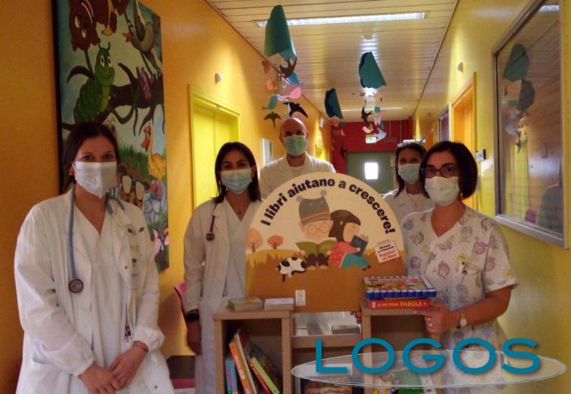 Busto Arsizio - Libri in dono alla pediatria 2021
