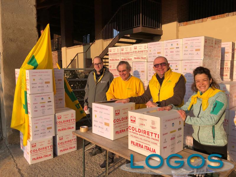 Territorio / Sociale - Pacchi di solidarietà 