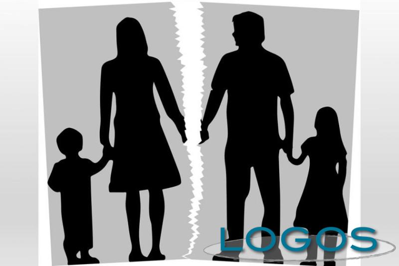Attualità - Genitori separati (Foto internet) Attualità - Genitori separati (Foto internet)