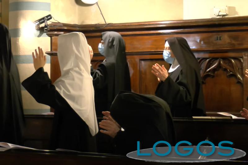 Sociale - Parte del docufilm 'Avrò cura di te' Sociale - Parte del docufilm 'Avrò cura di te'