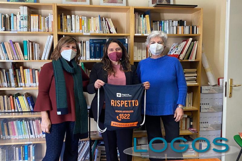 Sociale - Telefono Donna Sociale - Telefono Donna