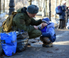 Ucraina - Un soldato con il figlio