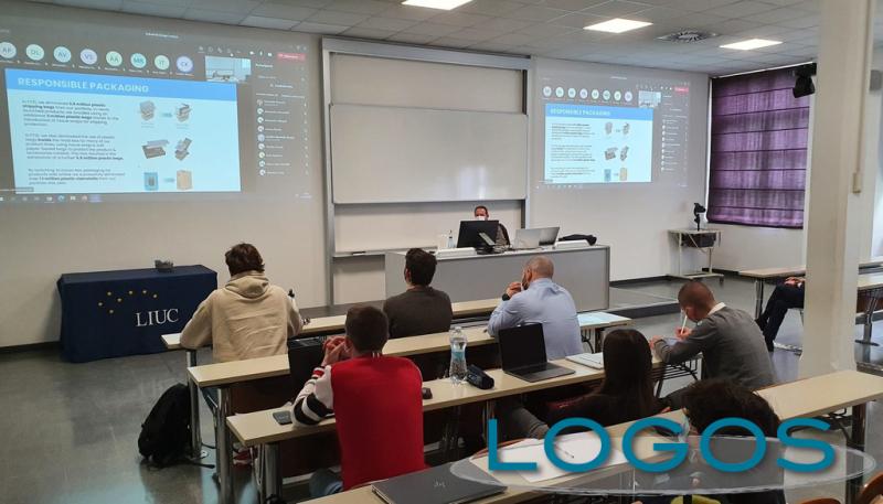 Scuole / Castellanza - Sfida Logitech alla LIUC 