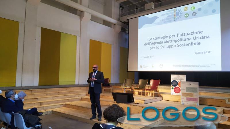 Milano - Il consigliere delegato Simone Negri durante un incontro 