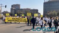 Milano / Territorio - Manifestazione medici di base.2